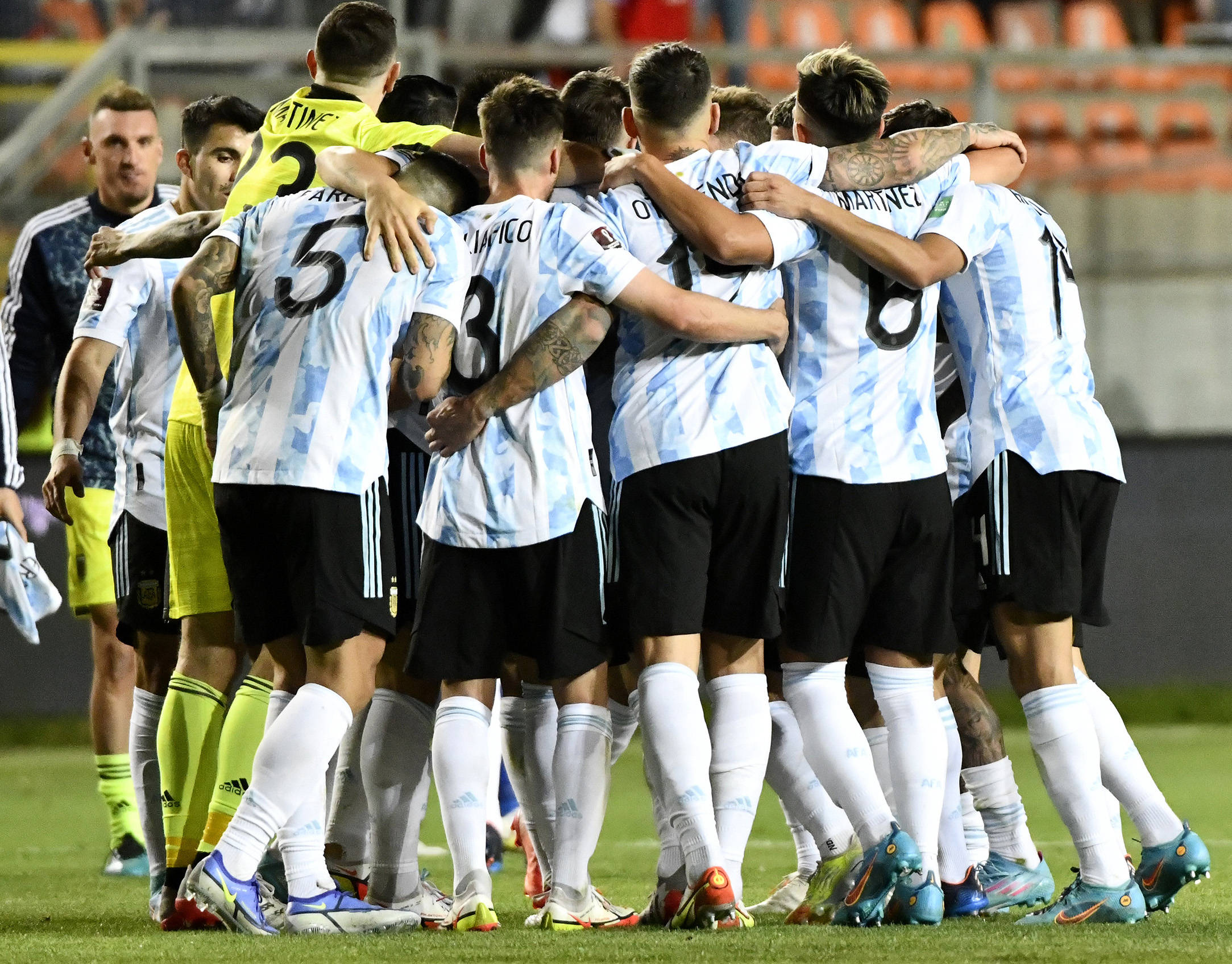 南美预选赛：阿根廷vs厄瓜多尔 —— 激战即将上演